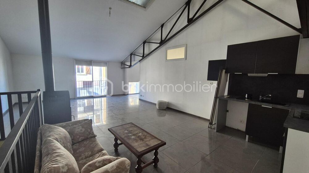 A VENDRE APPARTEMENT T3 DE 95M² A CERET - CENTRE VILLE PROCHE DE TOUS LES COMMERCES A PIED - SYNDIC BENEVOLE SANS CHARGE