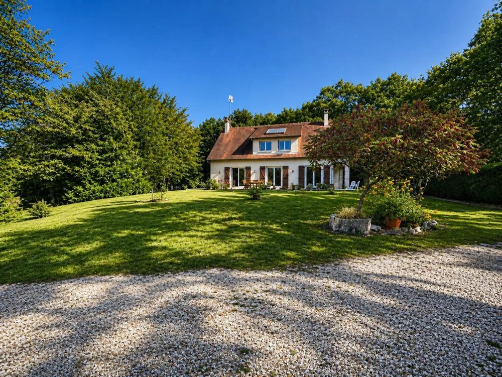 Vente Maison Maison de 7 pièces de 204 m² à Boismorand Boismorand