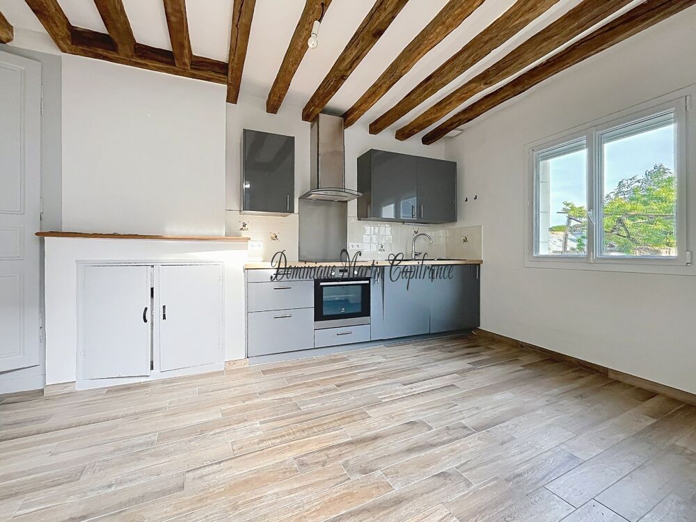 COURDEMANCHE (72)Maison de plain-pied 59m²-cebtre-bourg-jardin - garage- cave