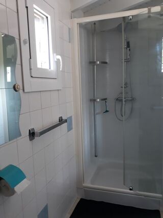  Appartement à louer 2 pièces 33 m²