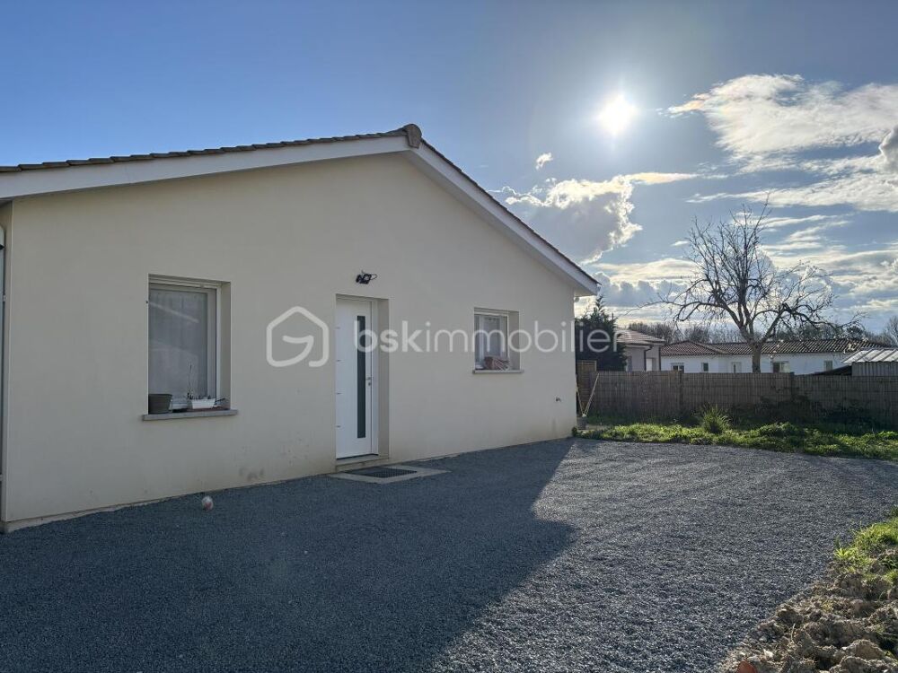 Maison 2 pièces récente de 35 m²  Vendue louée  Idéal investisseur  Virsac (20 min de Bordeaux)