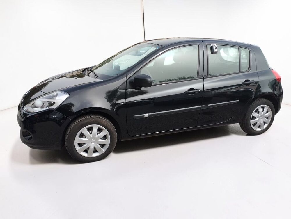 Clio III 1.5 DCI 75 BUSINESS 5P 2013 occasion 06640 Saint-Jeannet