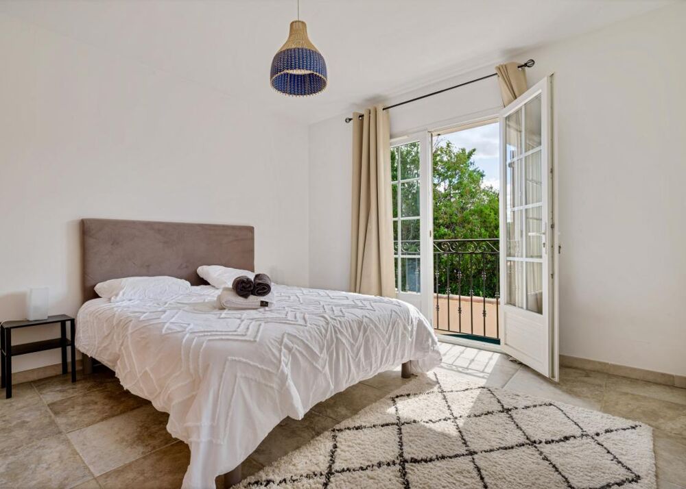 à vendre  Villa Aix-en-Provence (13090)