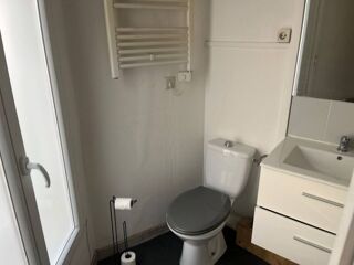  Appartement à louer 1 pièce 25 m²