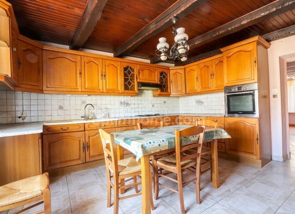 NEUFCHEF - MAISON DE VILLAGE 5 PIECES DE 128 M² AU COEUR DE LA VILLE ! A RENOVER !