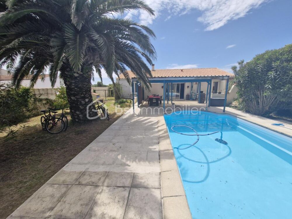 Vente Maison Charmante maison de 112m2 sur son terrain clos de 757m2 avec piscine dans un environnement calme à Saint-Georges-d'Oléron Saint georges d oleron