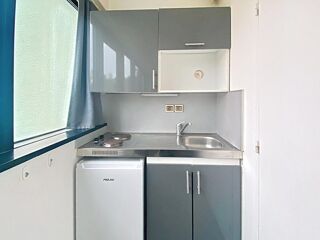 Vente Appartement Studio très lumineux et fonctionnel quartier St Genès, Victoire, Nansouty Bordeaux