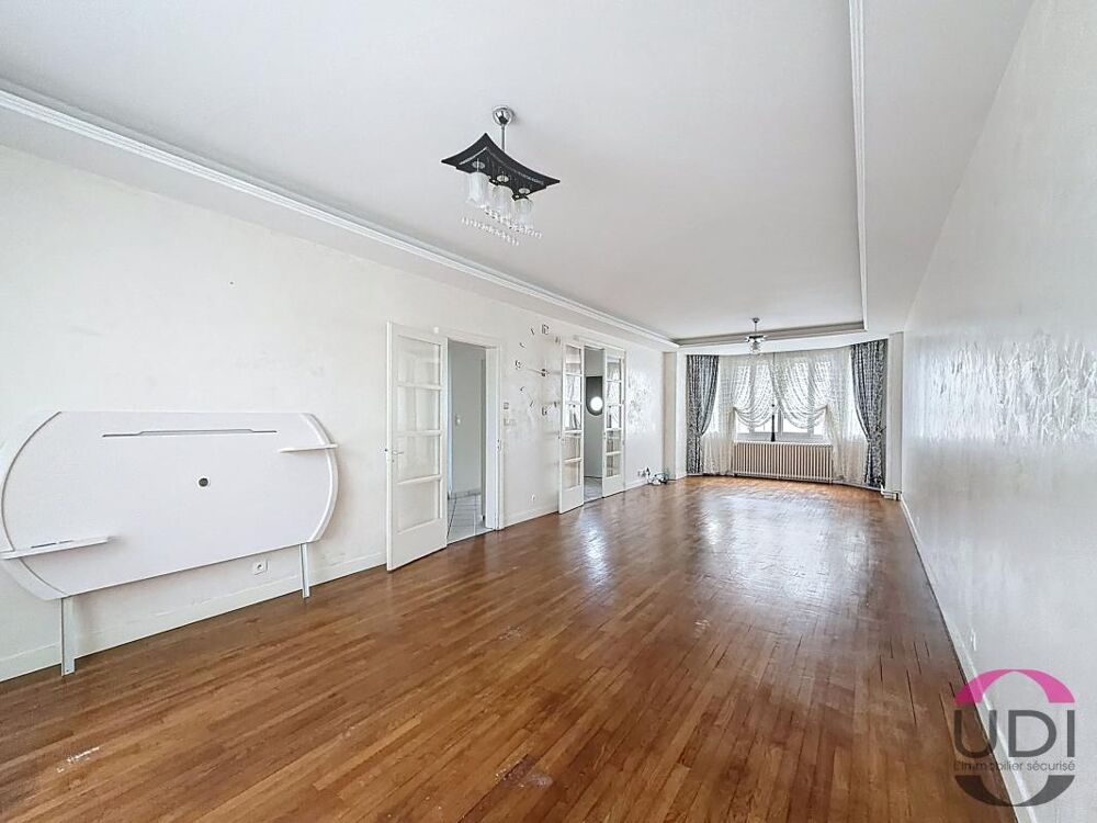 Vente Maison Maison des années 40 entièrement rénovée – 4 chambres – Montluçon Montlucon