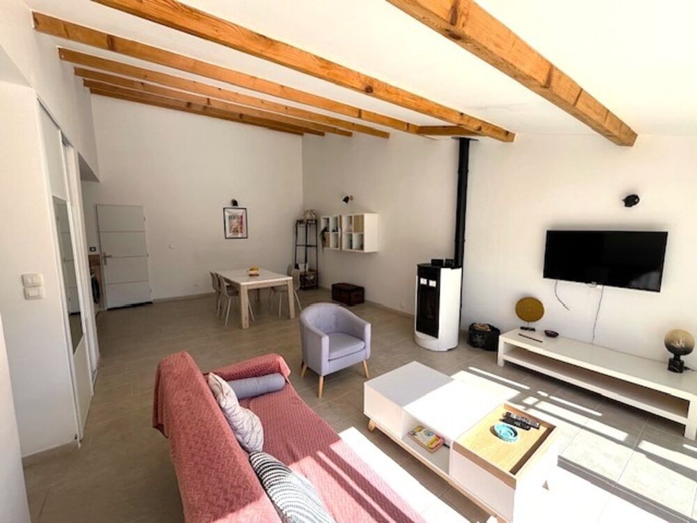 Vente Maison Maison rénovée 3 chambres, jardin, garage secteur très proche La Rochelle Croix chapeau