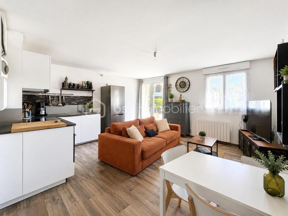 53 m² entièrement rénovés  Garage  Centre de Notre-Dame-de-Monts