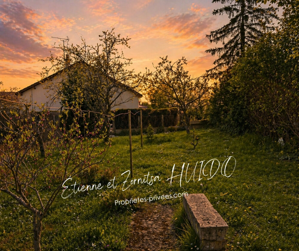 Ensemble immobilier en coeur de ville 168 m² habitables Terrain clos de 981 m²