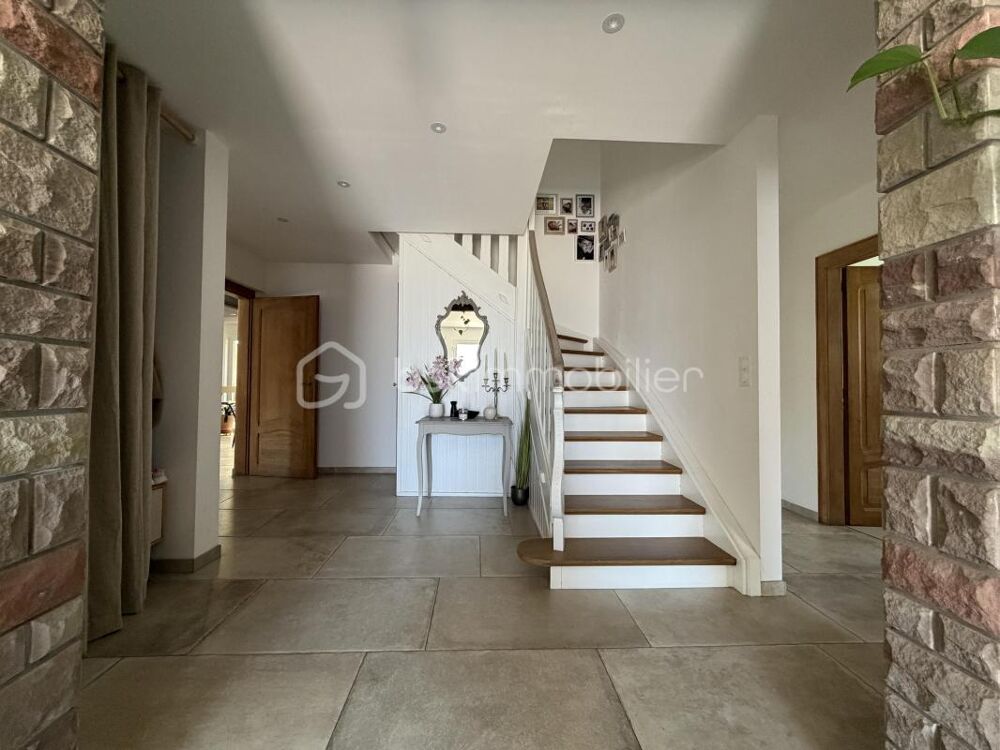 Vente Propriété/Château Propriété de 241m2 sur 90 ares de terrain Sarralbe