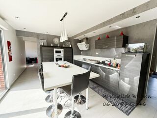  Maison � vendre 8 pi�ces 170 m�