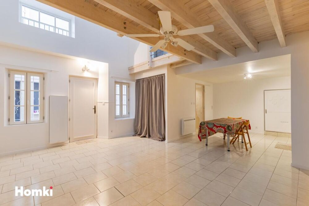 Maison de ville T6 de 113 m² à Vinassan 11110