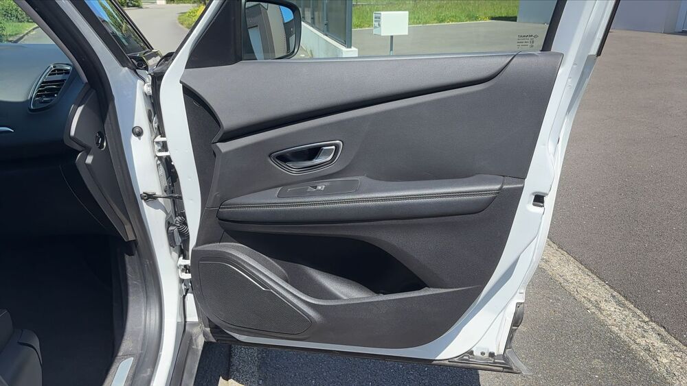 Grand scenic IV IV 1.7 dCi 120 Limited 2019 occasion 35133 Romagne