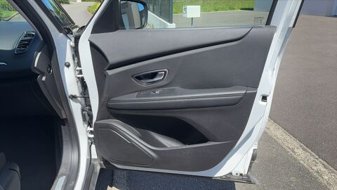 Grand scenic IV IV 1.7 dCi 120 Limited 2019 occasion 35133 Romagne