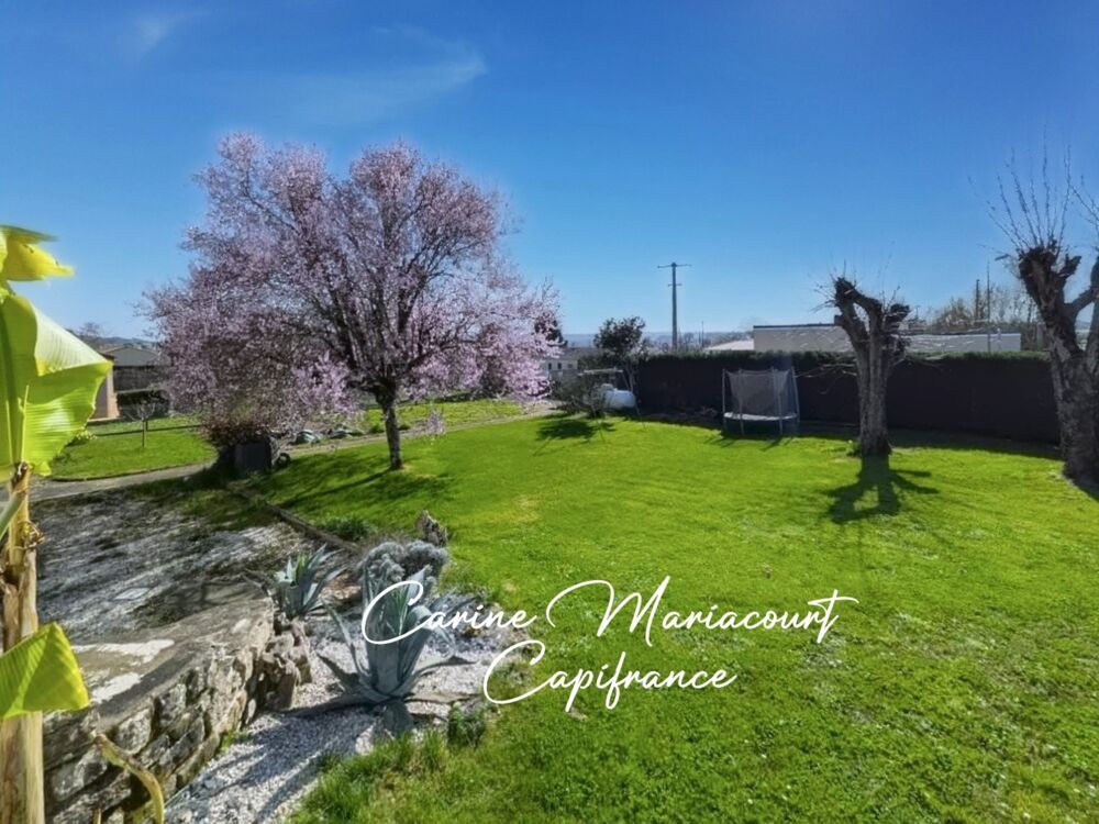? Maison familiale 4 chambres avec piscine, grand terrain clos et sous-sol complet  Proche Saint-Maixent-lÉcole ?