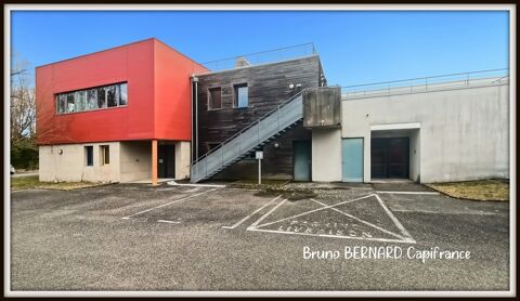 Dpt Hautes Pyr&eacute;n&eacute;es (65), LANNEMEZAN Local professionnel &agrave; louer – 390 m&sup2; – Emplacement strat&eacute;gique 3260 65300 Lannemezan