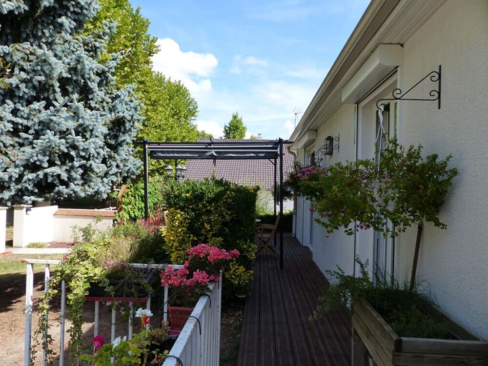 VIAGER OCCUPÉ Maison 4 pièce(s) 102 m2