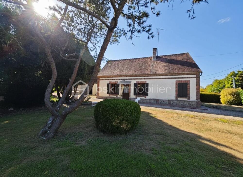 Authentique maison normande de plain-pied avec dépendances et fort potentiel d'aménagement