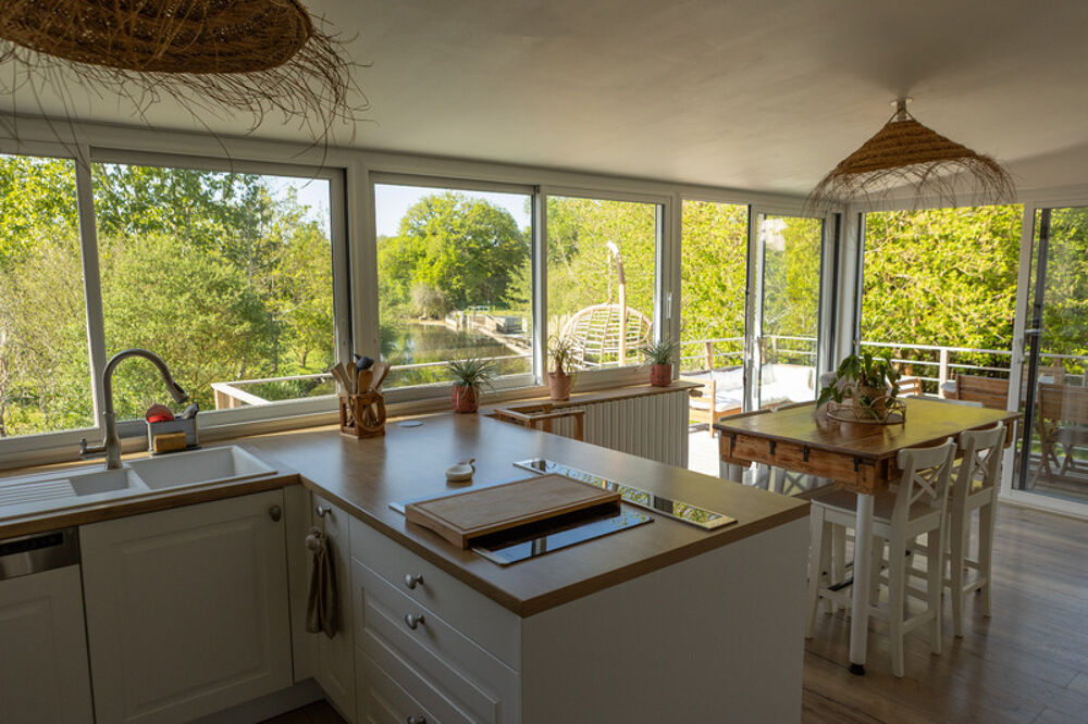 Maison 6 pièces 130 m² · à Nesmy · 130 m² · 324 000 €