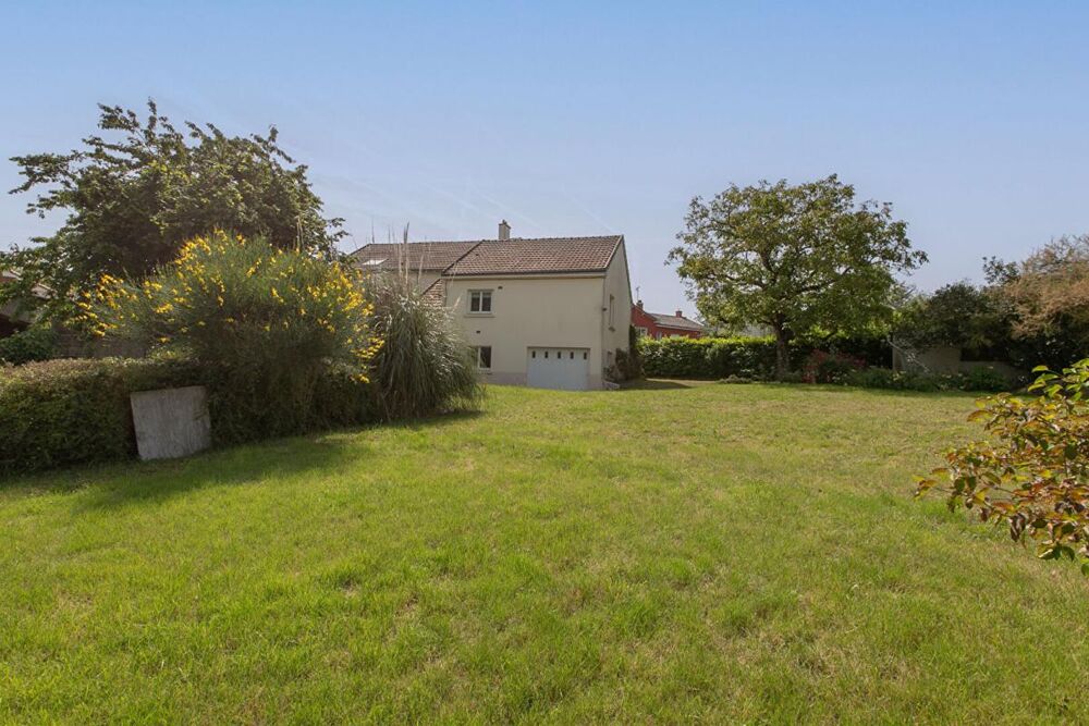 Maison Gorges 6 P et terrain à bâtir. 4 Chs . 128,7 M² . T 1034 M² . 2 garages . Sous sol