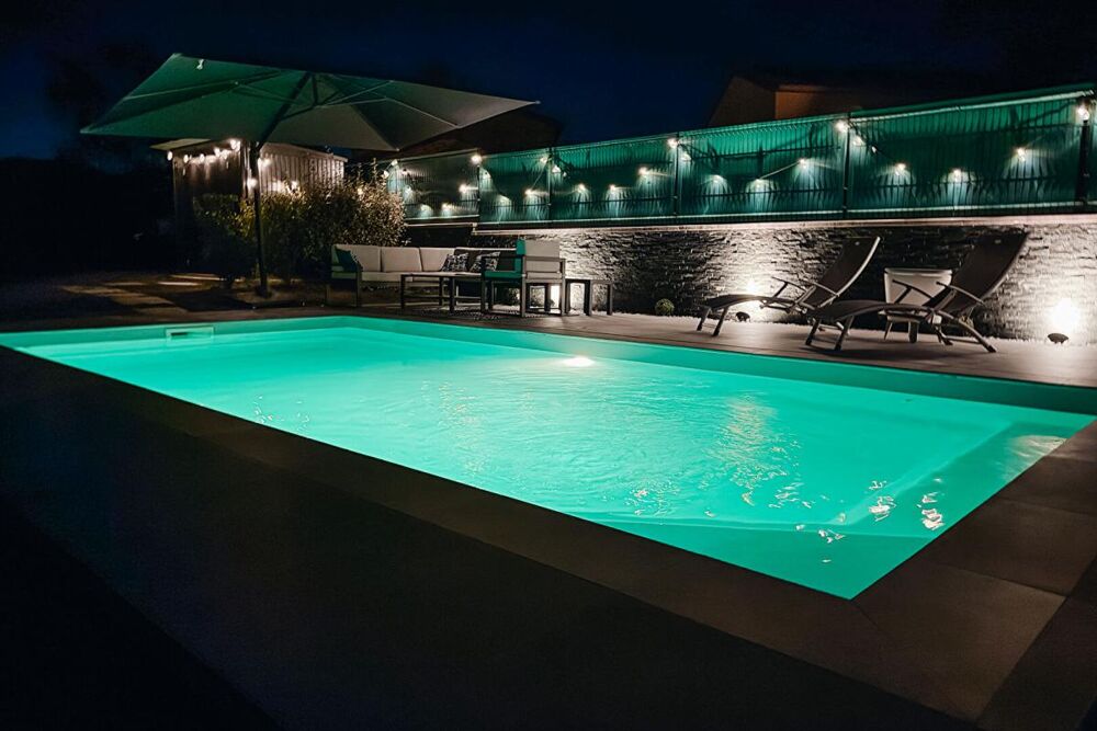Vente Maison Maison Gorges 5 P . 4 Chs . 121.85 M² . T 883 M² . Garage . Piscine . Terrasses . Abri voiture Gorges