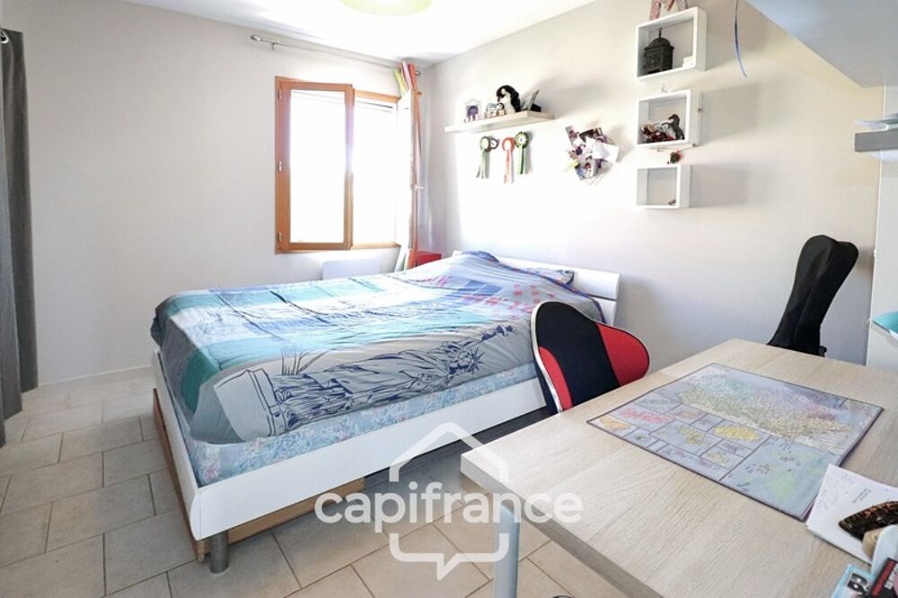 � vendre  Villa Saint-Cyr-sur-Mer (83270)