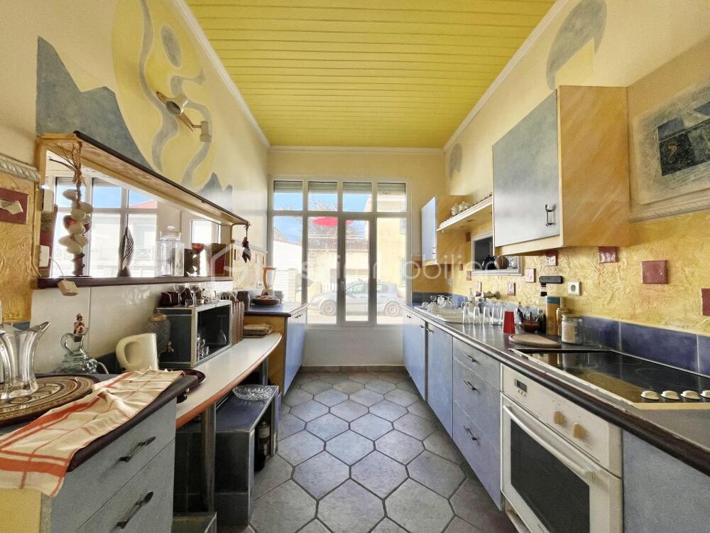 Vente Immeuble IMMEUBLE MIXTE DE 348m2 AVEC H�TEL, LOFT, BOUTIQUE ET CAF� ! Pornic