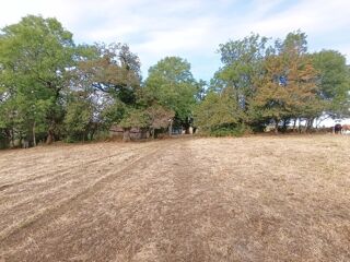  Propriété/château à vendre 3 pièces 100 m²