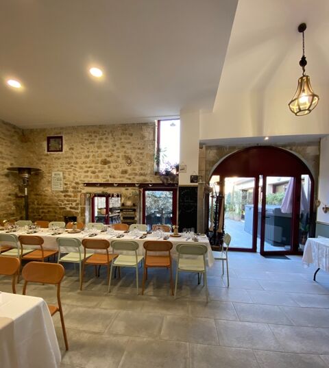   Magnac sur Touvre. Fonds de commerce bar - restaurant 
