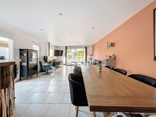  Maison  vendre 7 pices 180 m