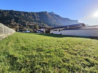  Terrain à vendre 1075 m²