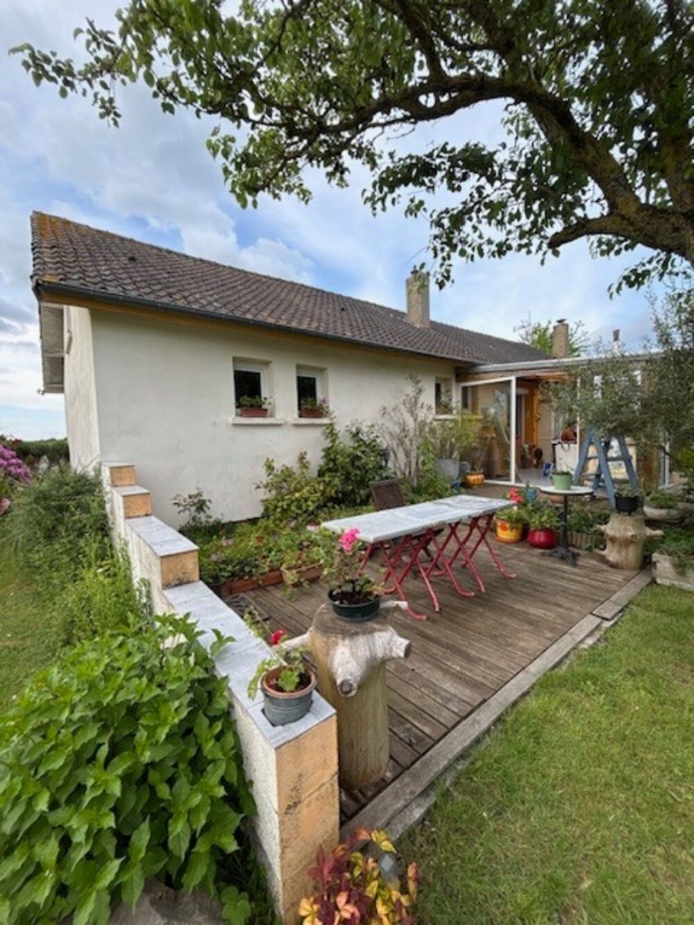 Maison entre nature et commodités