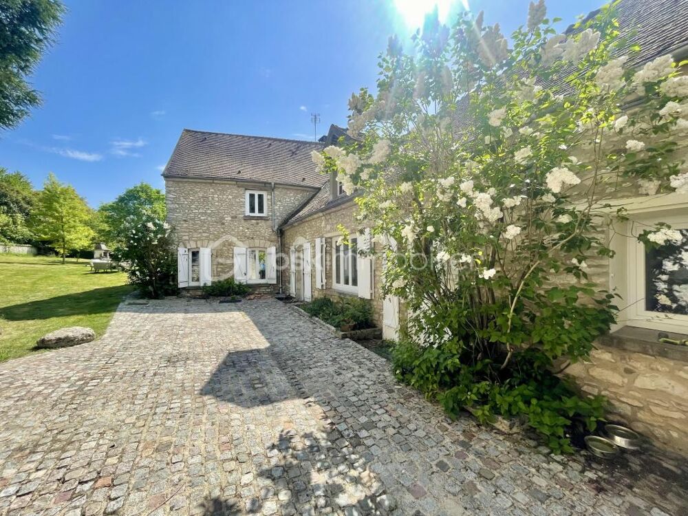 Maison de charme au coeur du Vexin  Village recherché