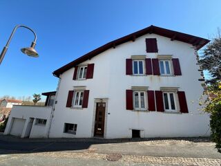  Immeuble � vendre 330 m�