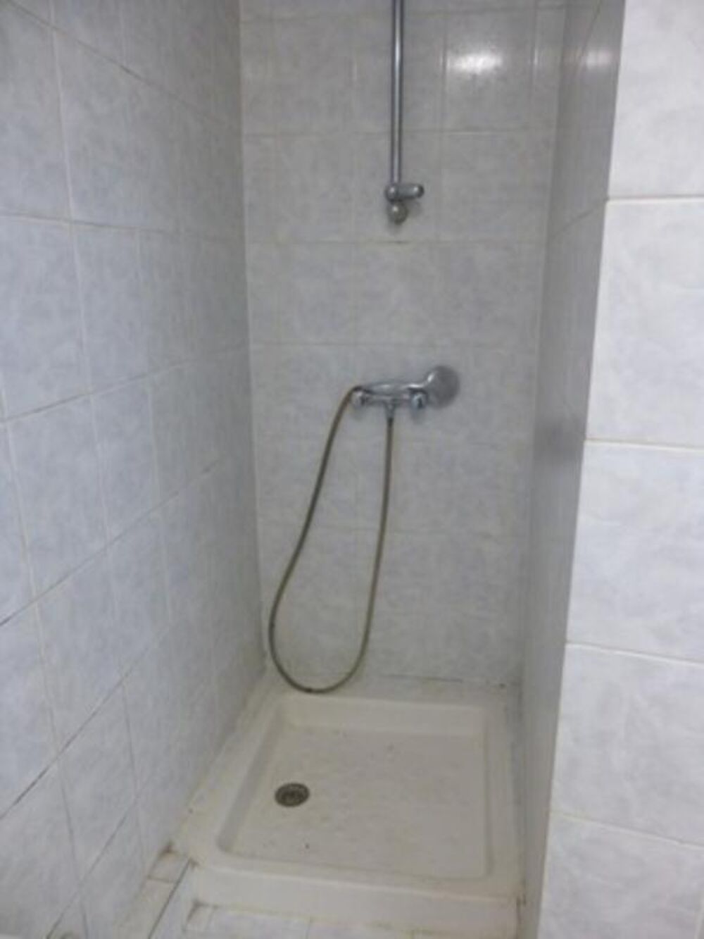 Vente Appartement SPECIAL INVESTISSEURS !  appartement 1 pièce de 20 m2 avec cave et parking à vendre à Carrières sous Poissy au prix de 89000 eur Carrieres sous poissy