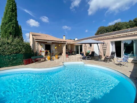   Maison T6 de plain-pied avec charme et piscine – SAINT-MAXIMIN (30)? Maison - 6 pièce(s) - 180 m²