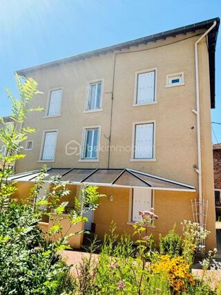  Immeuble  vendre 10 pices 268 m