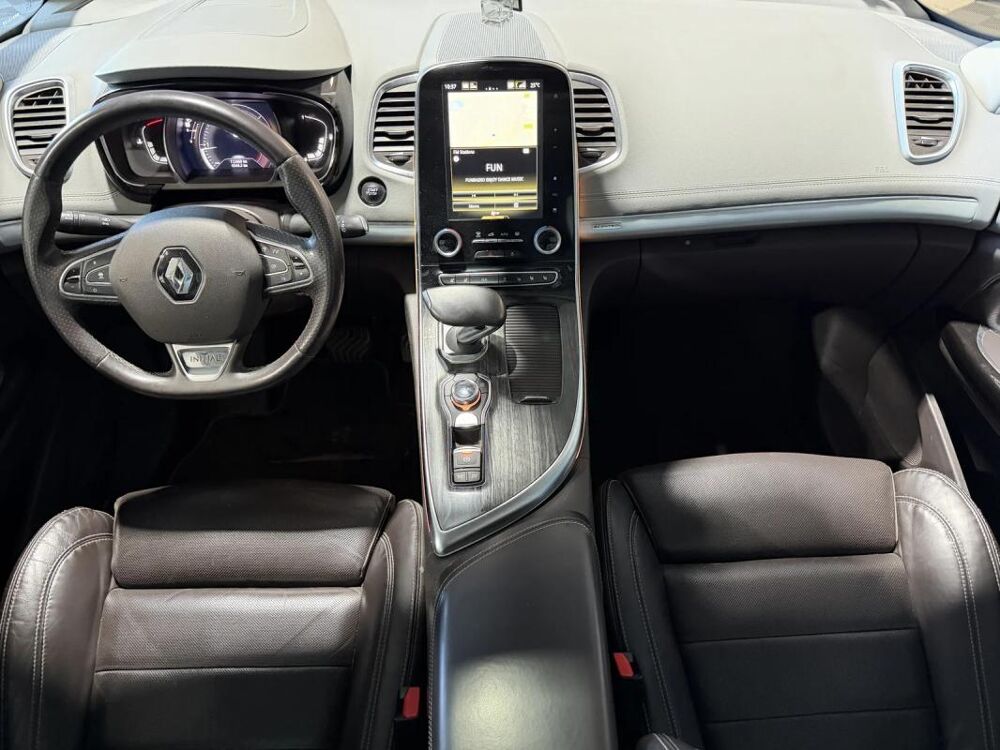 Espace V 1.6 dCi 16V EDC6 161 cv INITIAL PARIS 2018 occasion 85190 Venansault