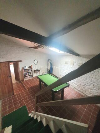  Maison � vendre 6 pi�ces 243 m�