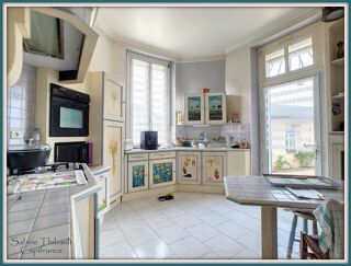  Maison à vendre 7 pièces 196 m²