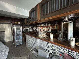  Immeuble à vendre 8 pièces 315 m²