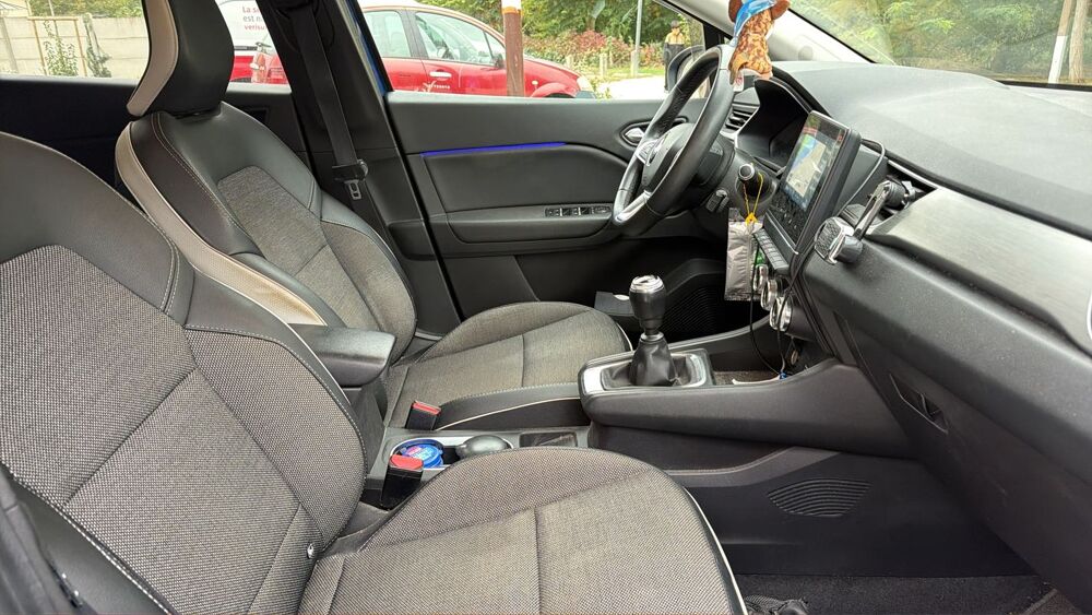 Captur 1.3 TCe 140 Mild Hybrid Intens 2021 occasion 95610 Eragny