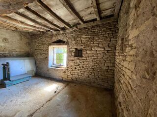  Remise / Grange � vendre 1 pi�ce 150 m�