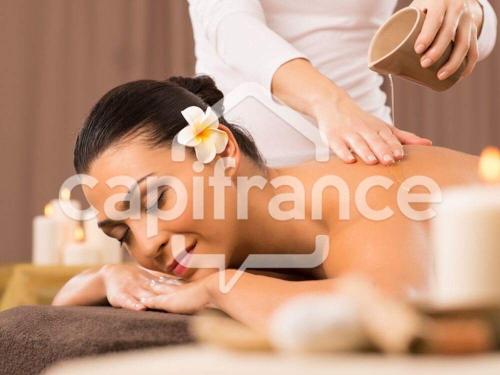   Dpt Essonne (91), à vendre MONTLHERY Locaux d'activité boutique 