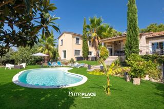  Propriété/château à vendre 6 pièces 257 m²