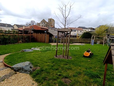   Maison familiale atypique de 153 m� � Jardin clos � Quartier calme et recherch� Maison - 5 pi�ce(s) - 150 m�