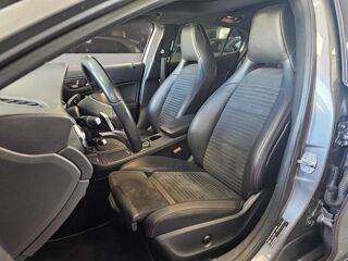 Classe GLA 220 CDI / d (156.903) FASCINATION AMG 2019 occasion 06700 Saint Laurent Du Var