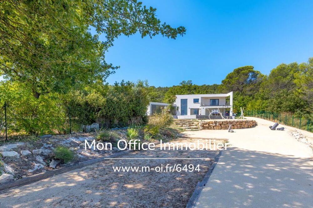 Référence : 6494-NGU - Villa contemporaine avec vue imprenable sur le Luberon - Piscine et séjour cathédrale